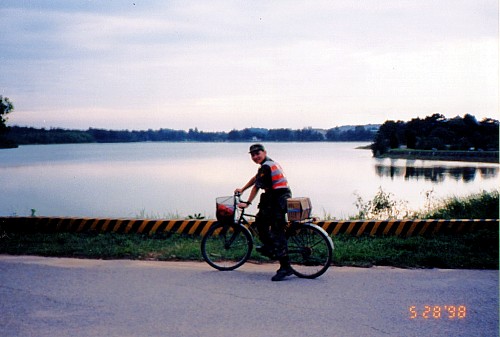 �ګܳ��w�o�Ӥu�@�A�]���C�ѳ��i�H���j�a����ݪ��H��a�^�ӡA�Z���N�q���ơI